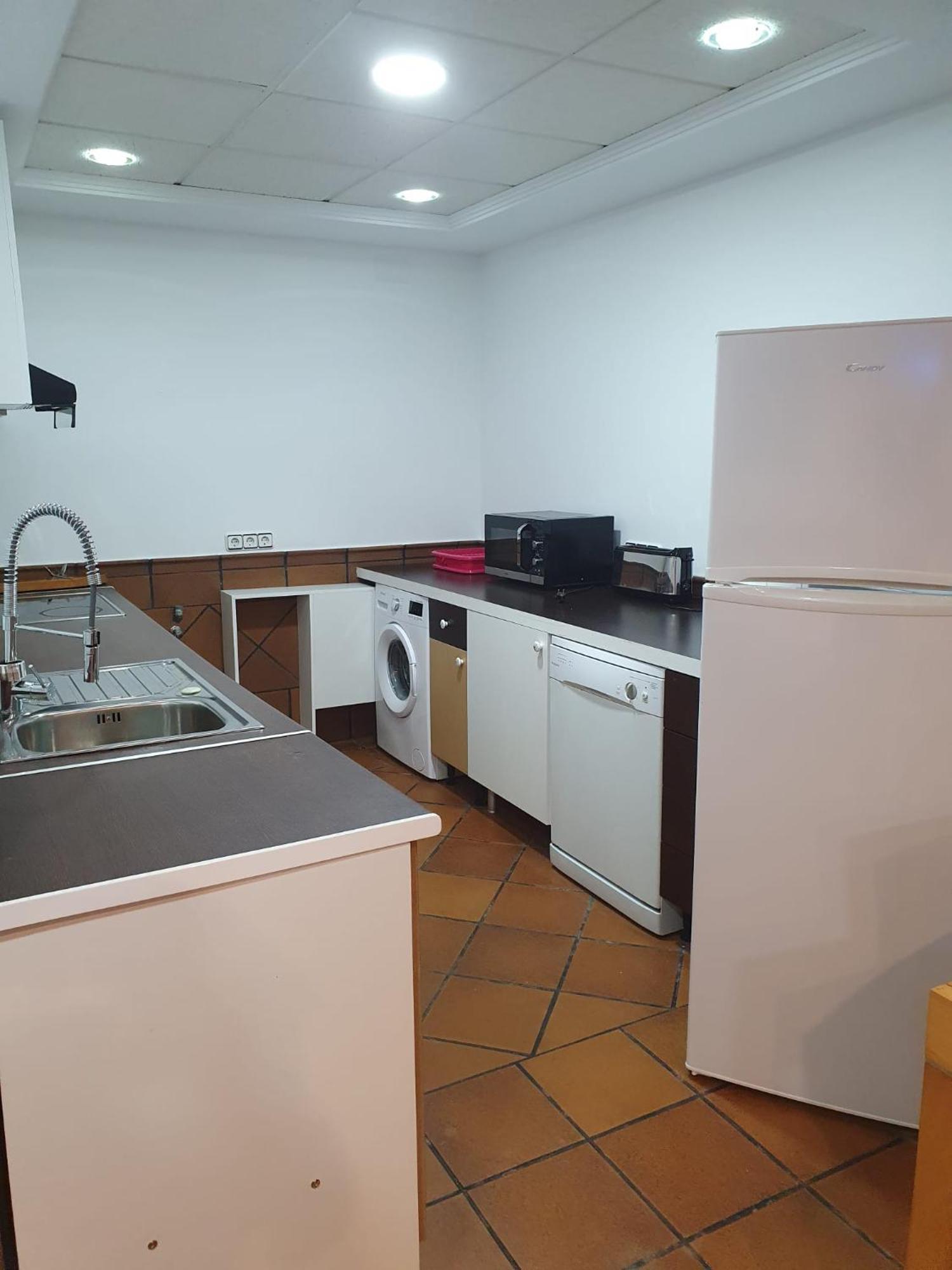 Апартаменти Loft Pinares Мостолес Екстер'єр фото